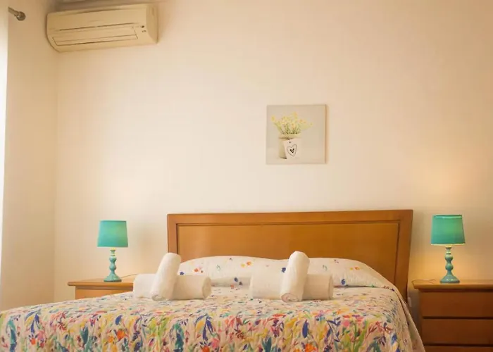 Blife Olaya Private Rooms