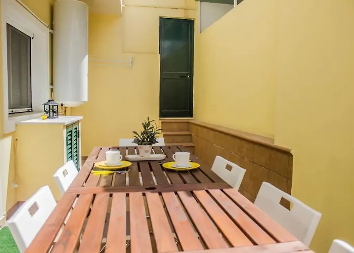 Blife Olaya Private Rooms